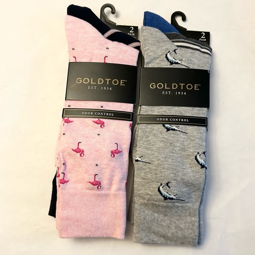Gold toe 4 Pairs of Men’s Socks Shark Flamingo Size 6 to 12 NWT - Picture 3 of 5